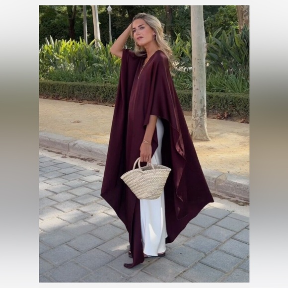 Zara flowing satin cape - Picture 8 of 16
